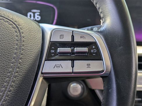 Used 2025 Kia Telluride S image 15