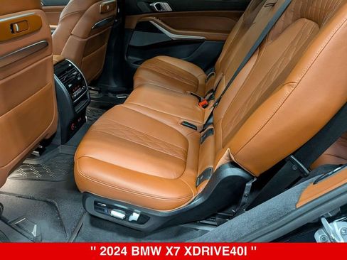 Used 2024 BMW X7 xDrive40i w/ M Sport Package AWD/4WD image 31