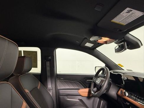 Used 2026 GMC Canyon AT4 image 58