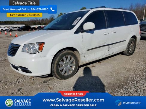 Used 2016 Chrysler Town & Country Touring image 1