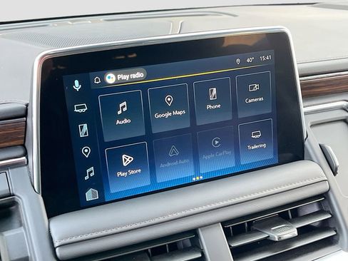 Used 2023 Chevrolet Suburban High Country w/ Advanced Technology Package image 15