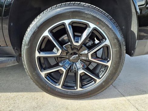 Used 2021 Chevrolet Tahoe RST image 21