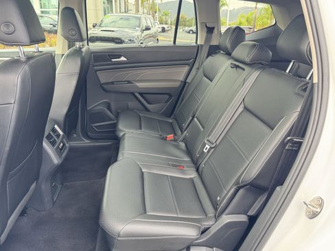 Certified 2022 Volkswagen Atlas SE w/ Panoramic Sunroof Package image 33