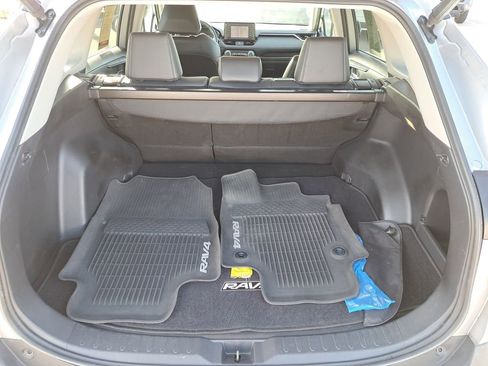 Used 2019 Toyota RAV4 XLE Premium w/ Cold Weather Package image 4