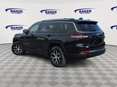 Used 2023 Jeep Grand Cherokee L Limited w/ Trailer Tow Group (B) AWD/4WD image 5