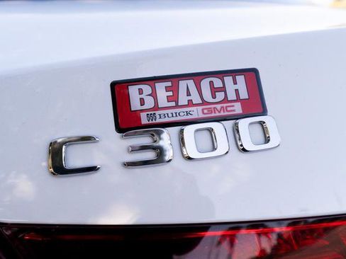 Used 2022 Mercedes-Benz C 300 Sedan image 37