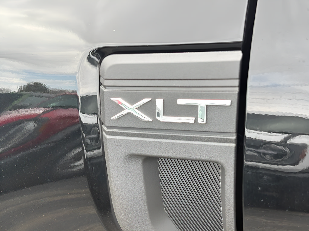 Used 2026 Ford Maverick XLT w/ 4K Tow Package AWD/4WD image 16