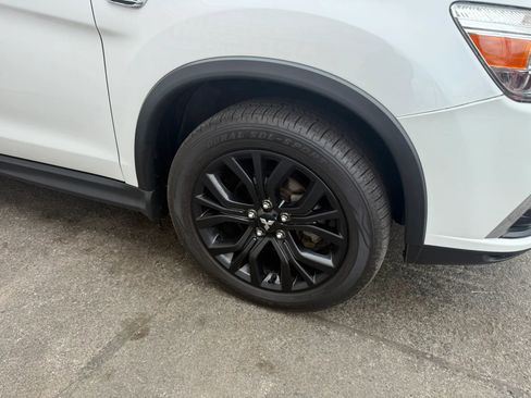 Used 2018 Mitsubishi Outlander Sport ES image 5