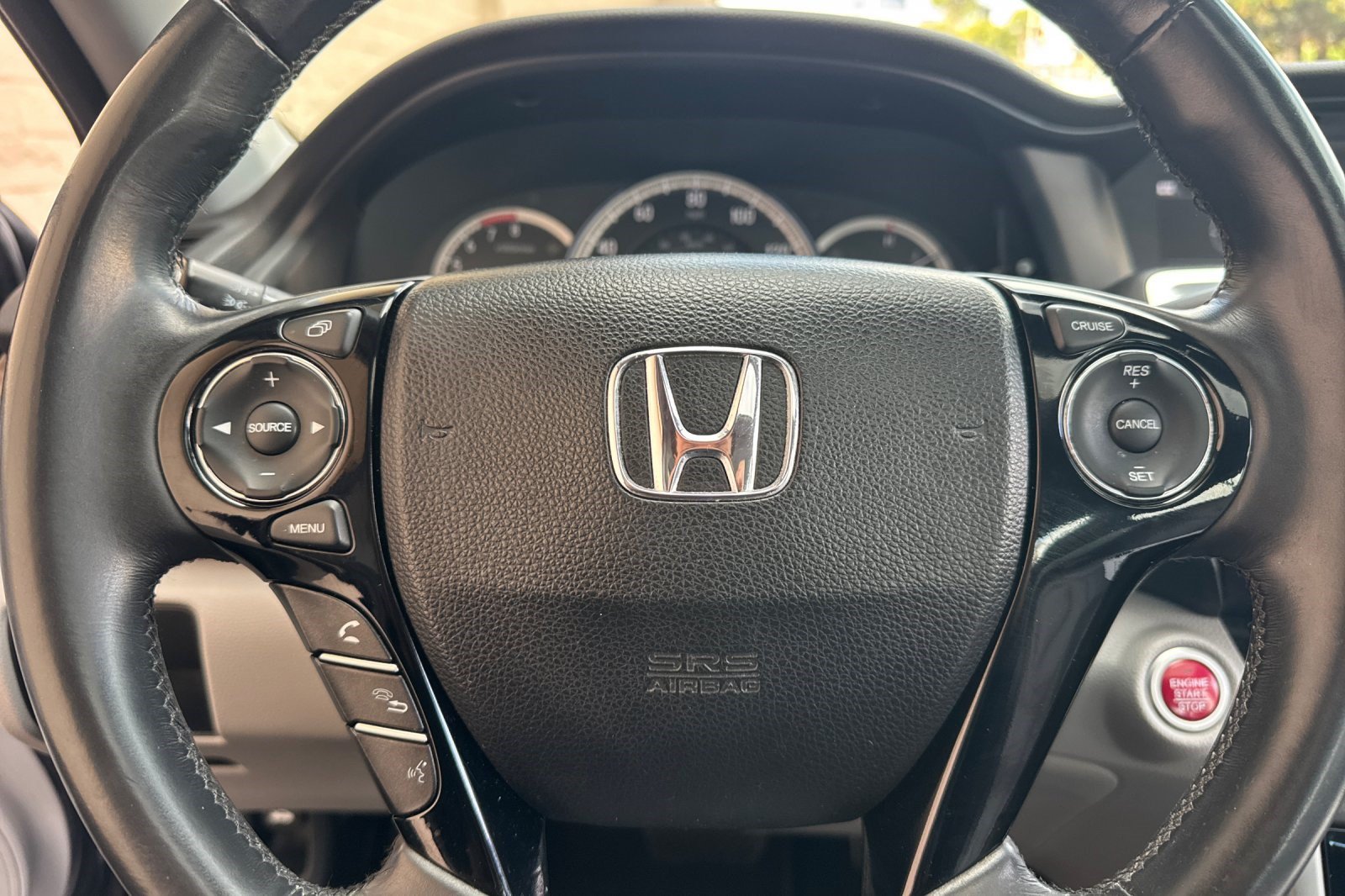 Used 2016 Honda Accord EX-L image 10