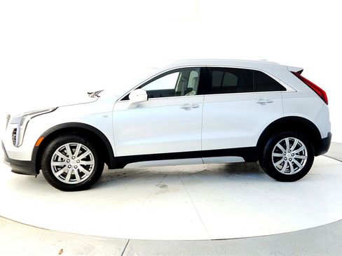 Used 2021 Cadillac XT4 Premium Luxury w/ Driver Awareness Package image 3