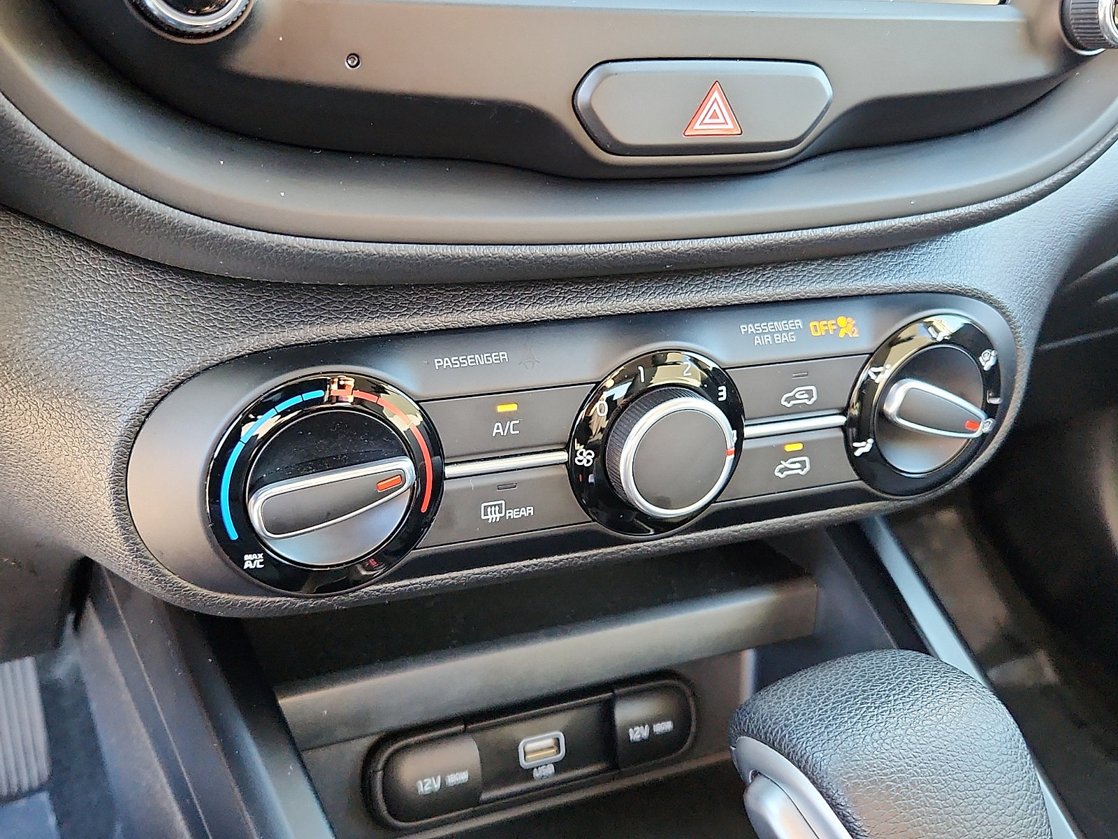 Used 2022 Kia Soul LX w/ Technology Package FWD image 15
