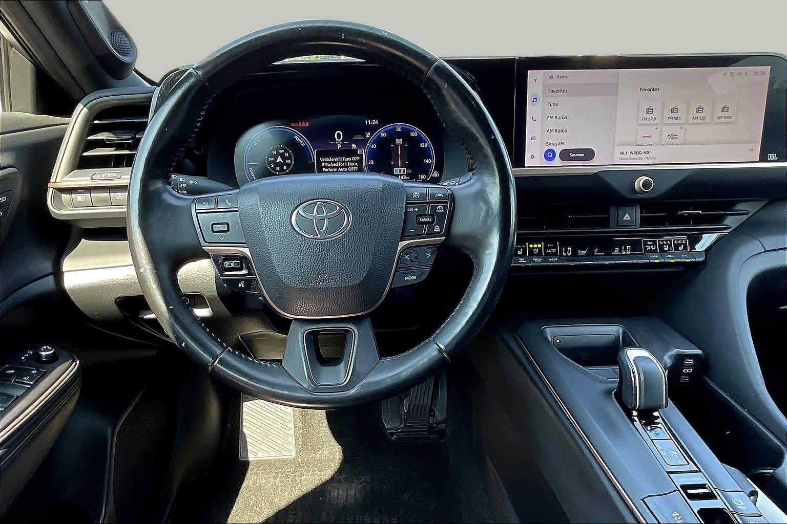Used 2023 Toyota Crown AWD/4WD image 6