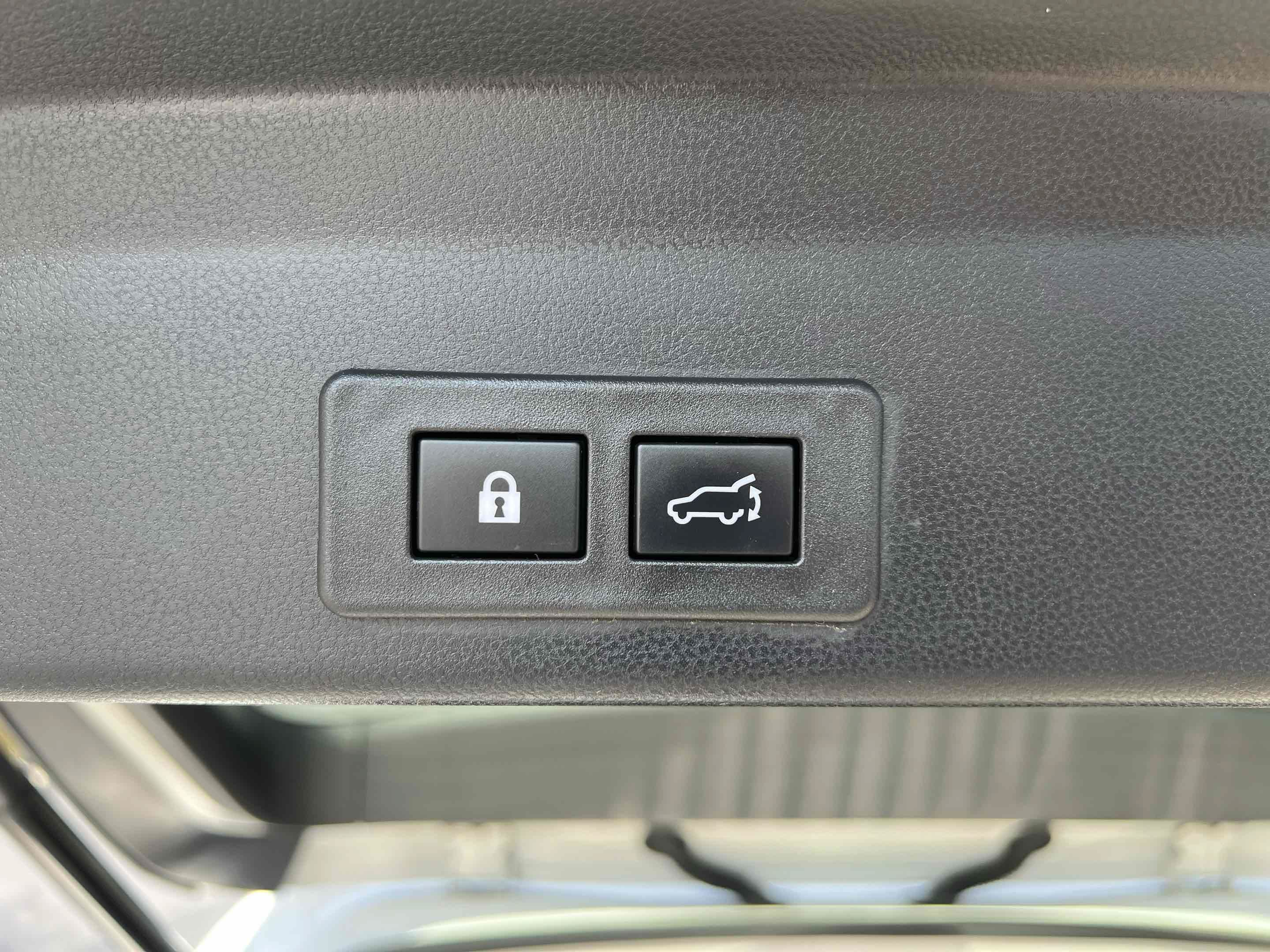 Used 2023 Subaru Ascent Limited w/ Technology Package AWD/4WD image 52
