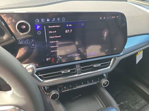 New 2026 Chevrolet Equinox EV LT w/ LPO, Blackout Package image 30