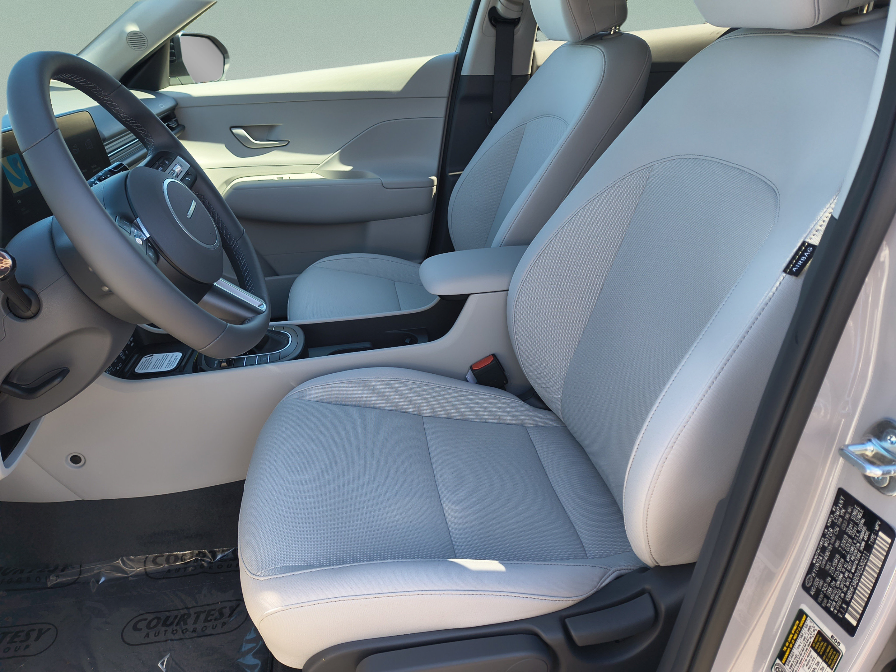 New 2027 Hyundai Kona SEL Sport FWD image 17