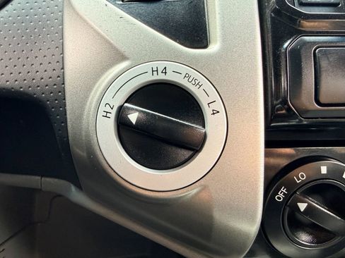 Used 2014 Toyota Tacoma 4x4 Double Cab w/ Limited Package image 18