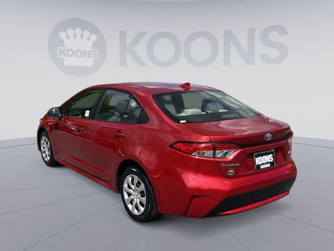 Used 2020 Toyota Corolla LE w/ Carpet Mat Package (TMS) image 14