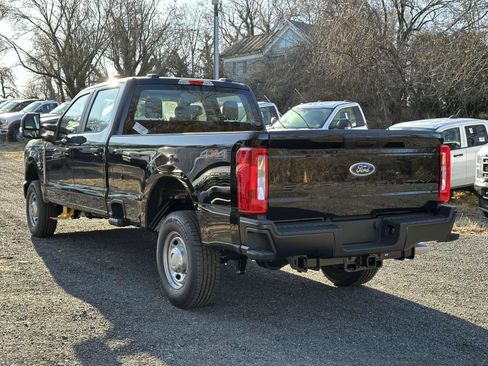 New 2025 Ford F250 XL image 4