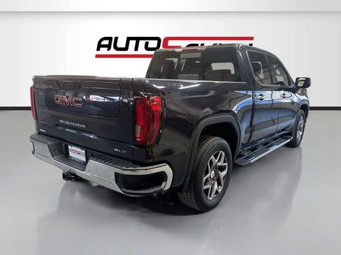 Used 2023 GMC Sierra 1500 SLT w/ SLT Premium Package AWD/4WD image 7