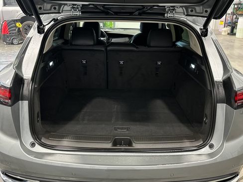 Used 2023 Buick Envision Preferred AWD/4WD image 31