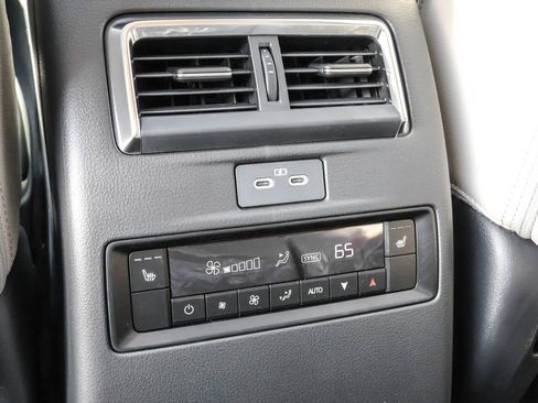 New 2026 MAZDA CX-90 Plug-In Hybrid w/ Preferred image 39