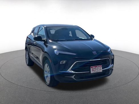 Used 2025 Buick Encore GX Preferred image 3