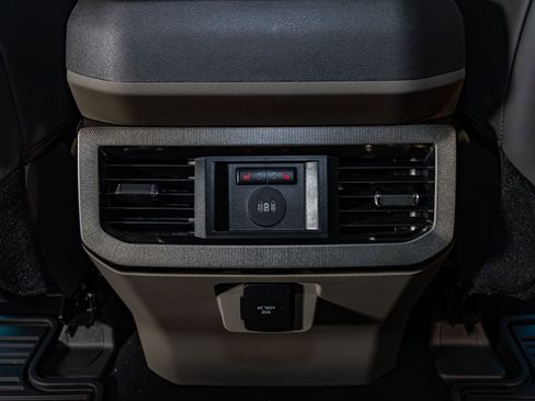 Used 2026 Ford F450 Platinum w/ Platinum Plus Package image 26