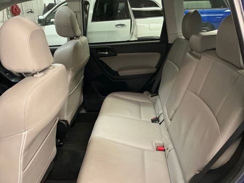 Used 2017 Subaru Forester 2.5i Limited image 26