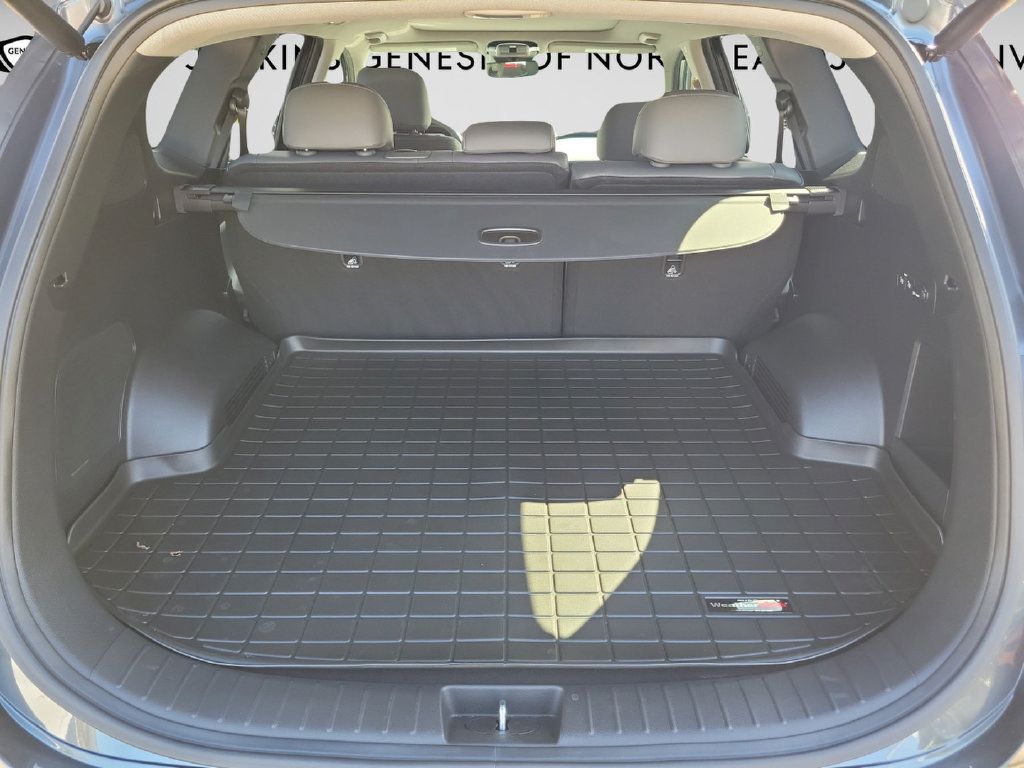 Used 2022 Hyundai Santa Fe Limited FWD image 10