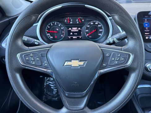 Used 2023 Chevrolet Malibu LT FWD image 28