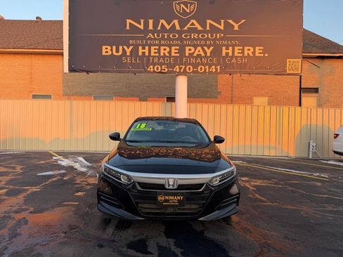 Used 2018 Honda Accord LX image 2