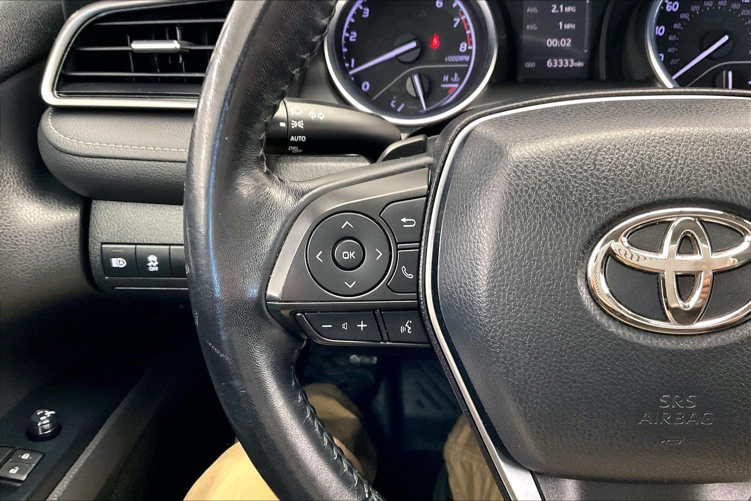 Used 2020 Toyota Camry SE FWD image 20