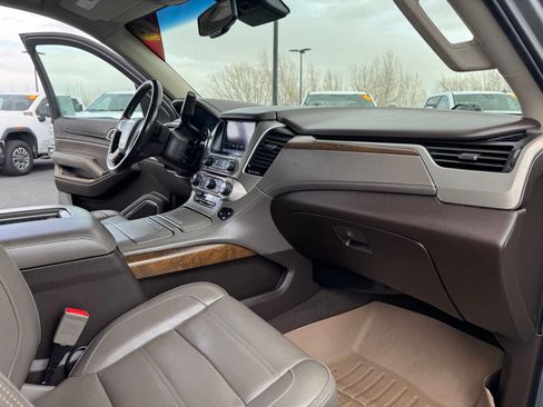 Used 2019 GMC Yukon XL Denali image 42