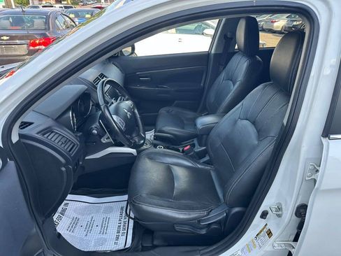 Used 2013 Mitsubishi Outlander Sport SE AWD/4WD image 12