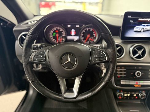 Used 2019 Mercedes-Benz GLA 250 4MATIC image 23