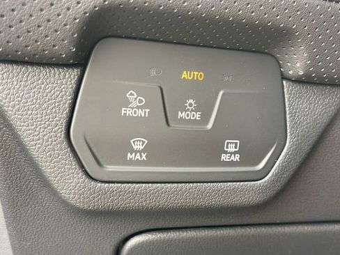 New 2025 Volkswagen Atlas SEL Premium R-Line image 25