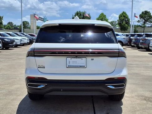 Certified 2026 Lincoln Nautilus Premier w/ Equipment Group 102A AWD/4WD image 23