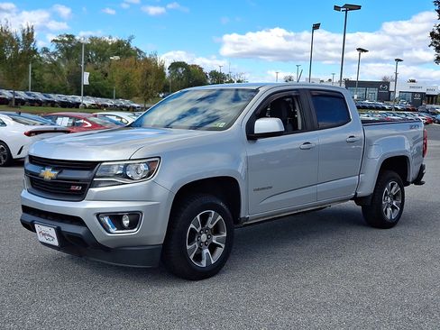 Used 2017 Chevrolet Colorado Z71 image 3