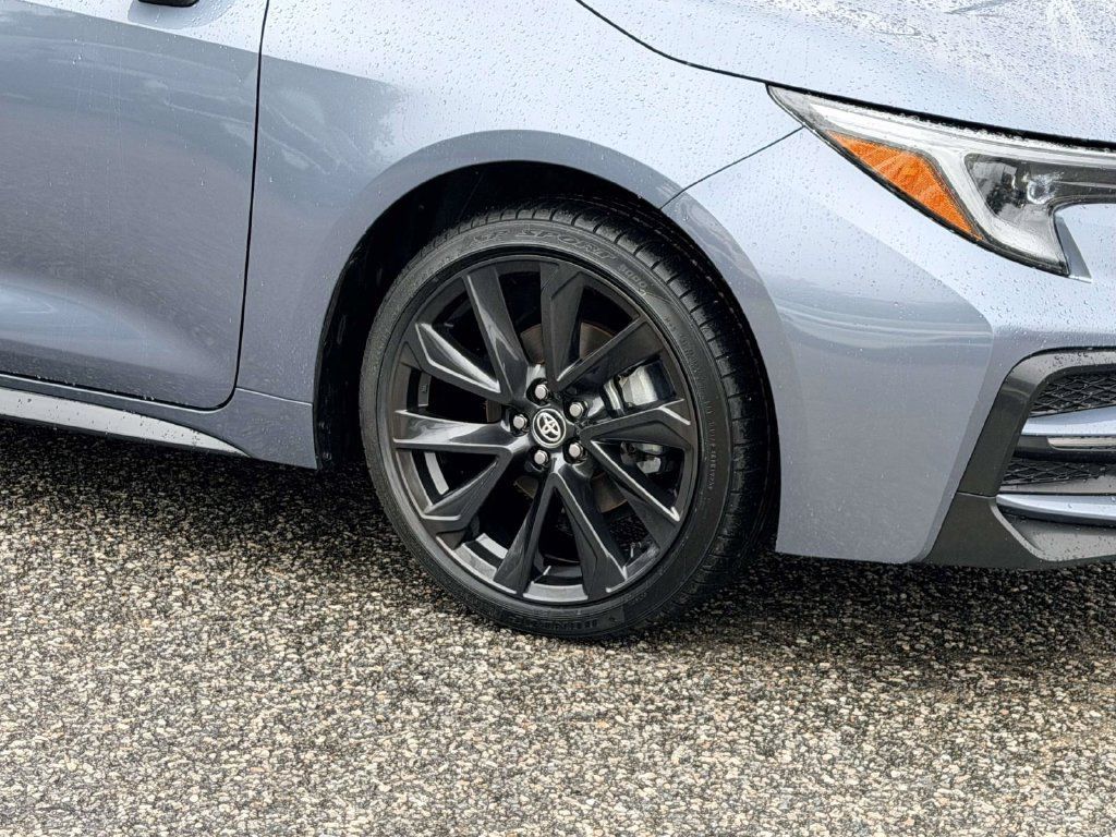 Certified 2025 Toyota Corolla SE w/ SE Premium Package FWD image 26