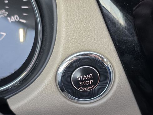 Used 2015 Nissan Rogue SL w/ SL Premium Package image 14