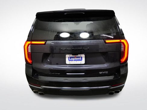 Used 2025 GMC Yukon Denali Ultimate AWD/4WD image 4