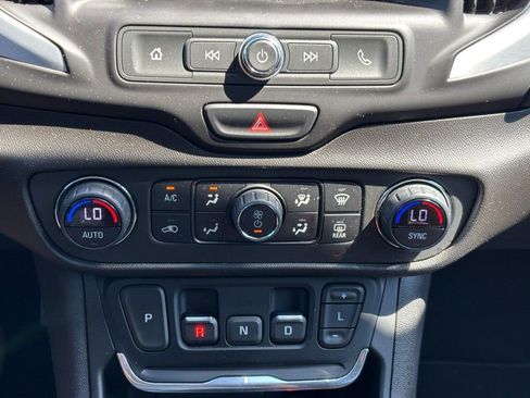 Used 2020 GMC Terrain SLE w/ Driver Convenience Package FWD image 20