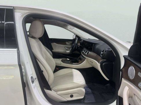 Used 2021 Mercedes-Benz E 350 Sedan image 43