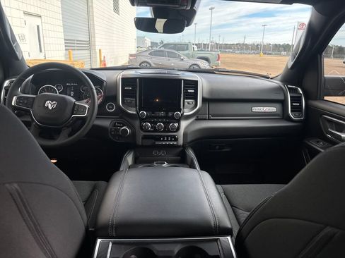 Used 2025 RAM 1500 Lone Star image 28