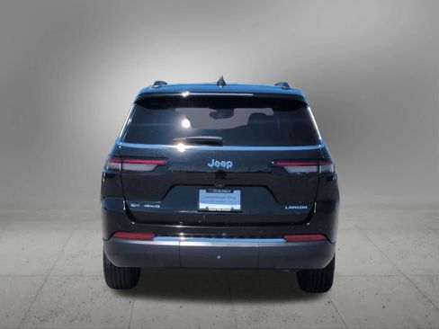 Used 2023 Jeep Grand Cherokee L Laredo w/ Luxury Tech Group I AWD/4WD image 5
