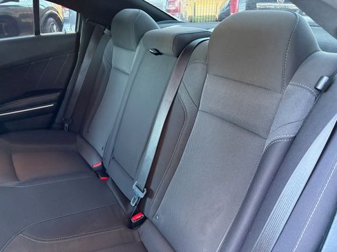 Used 2019 Dodge Charger SXT w/ Cold Weather Package image 18