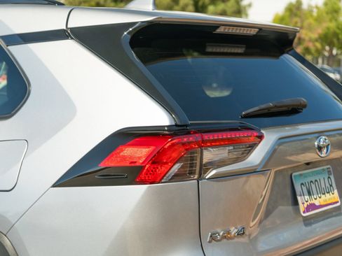 Certified 2024 Toyota RAV4 XLE AWD/4WD image 8