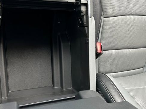 Used 2022 Ford F150 Lariat w/ Equipment Group 502A High image 30