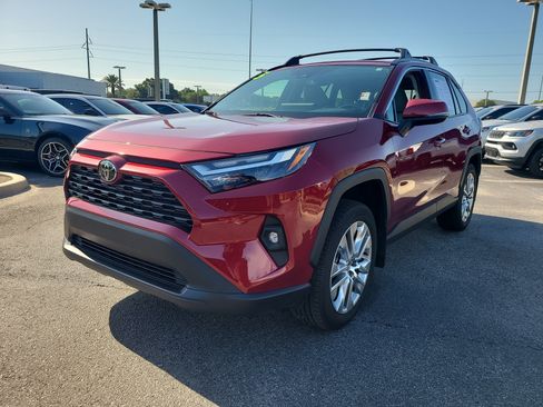 Used 2025 Toyota RAV4 XLE Premium w/ Weather Package FWD image 3