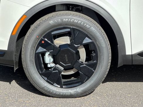 New 2026 Kia Sportage X-Line image 25